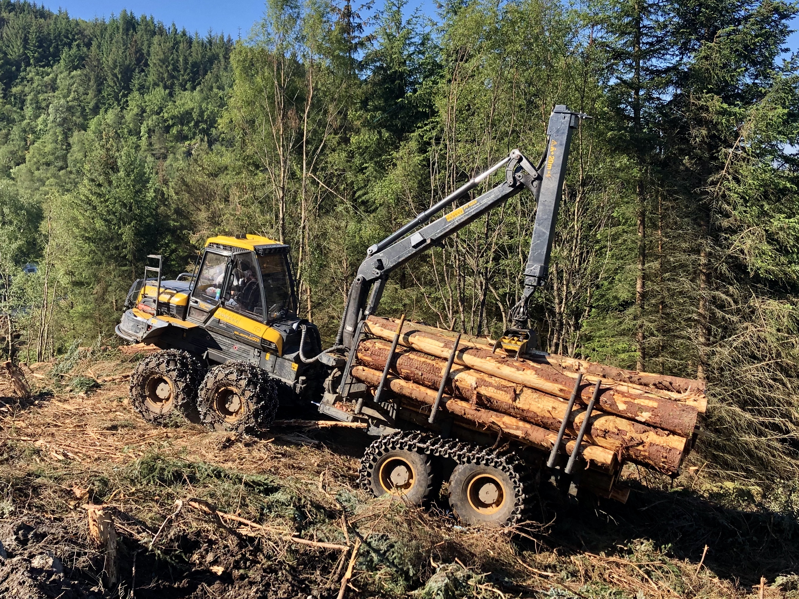Vestlandsk grantømmer er eit godt råstoff til bruk i alle typar bygg